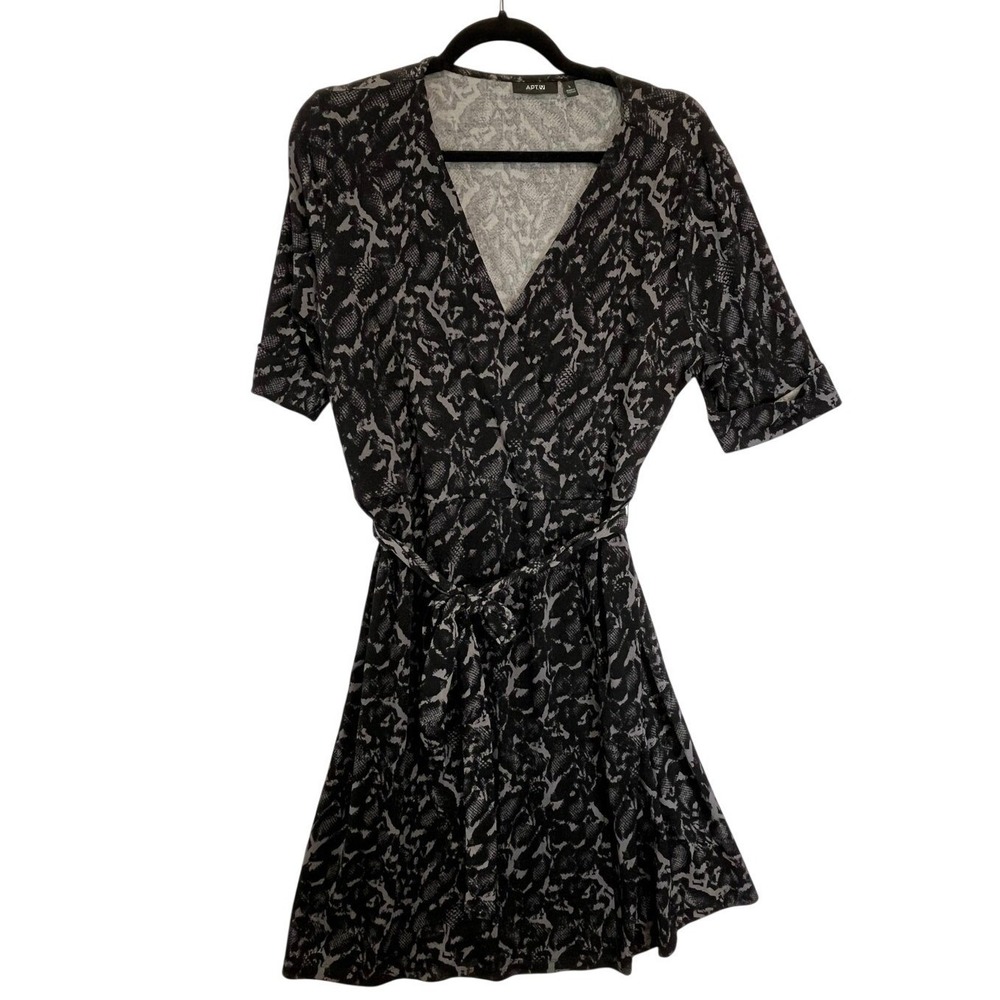 Apt. 9 Women Grey Black Snakeskin Faux Wrap Dress Stretch Size L Short Sleeve